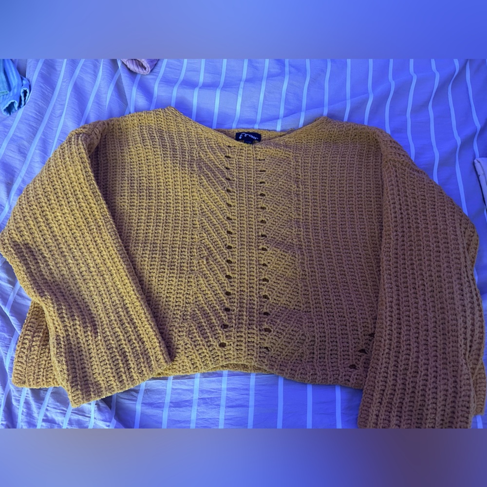 Pullover Sweater